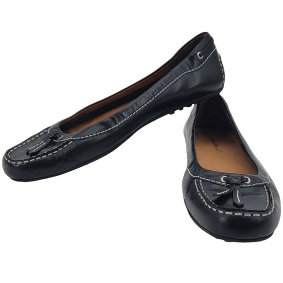 Eddie Bauer 10M Leather Tassel Loafers Womens Black Flats Non Slip Rubber Sole - Picture 1 of 7
